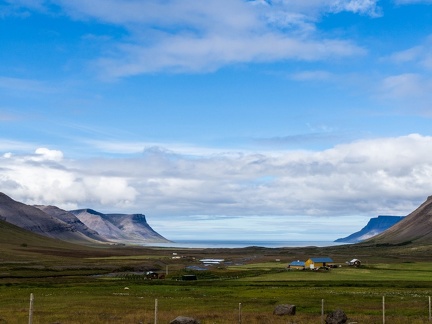 1508-Island-P8190831-256