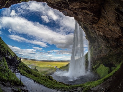 1508-Island-P8270104-823